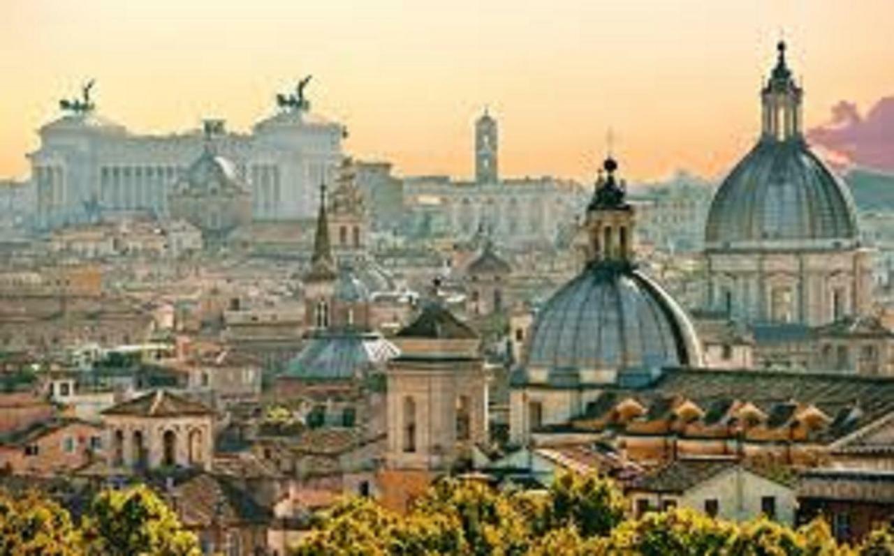 Panoramic Castle Apt Trastevere Roma Esterno foto