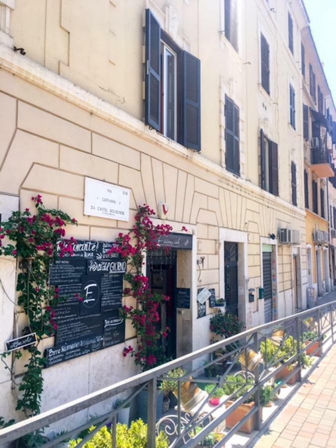 Panoramic Castle Apt Trastevere Roma Esterno foto