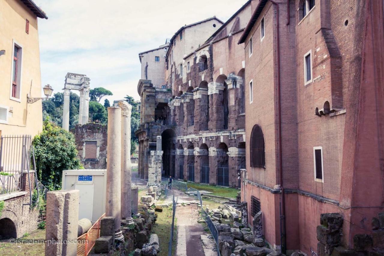 Panoramic Castle Apt Trastevere Roma Esterno foto